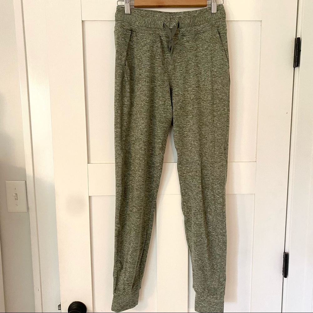 Balance Athletica joggers